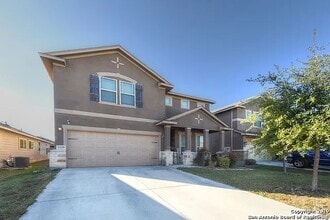Building Photo - 2539 Gato Del Sol