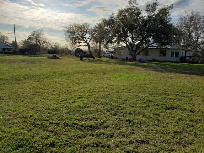 Foto del edificio - 24760 County Road 320