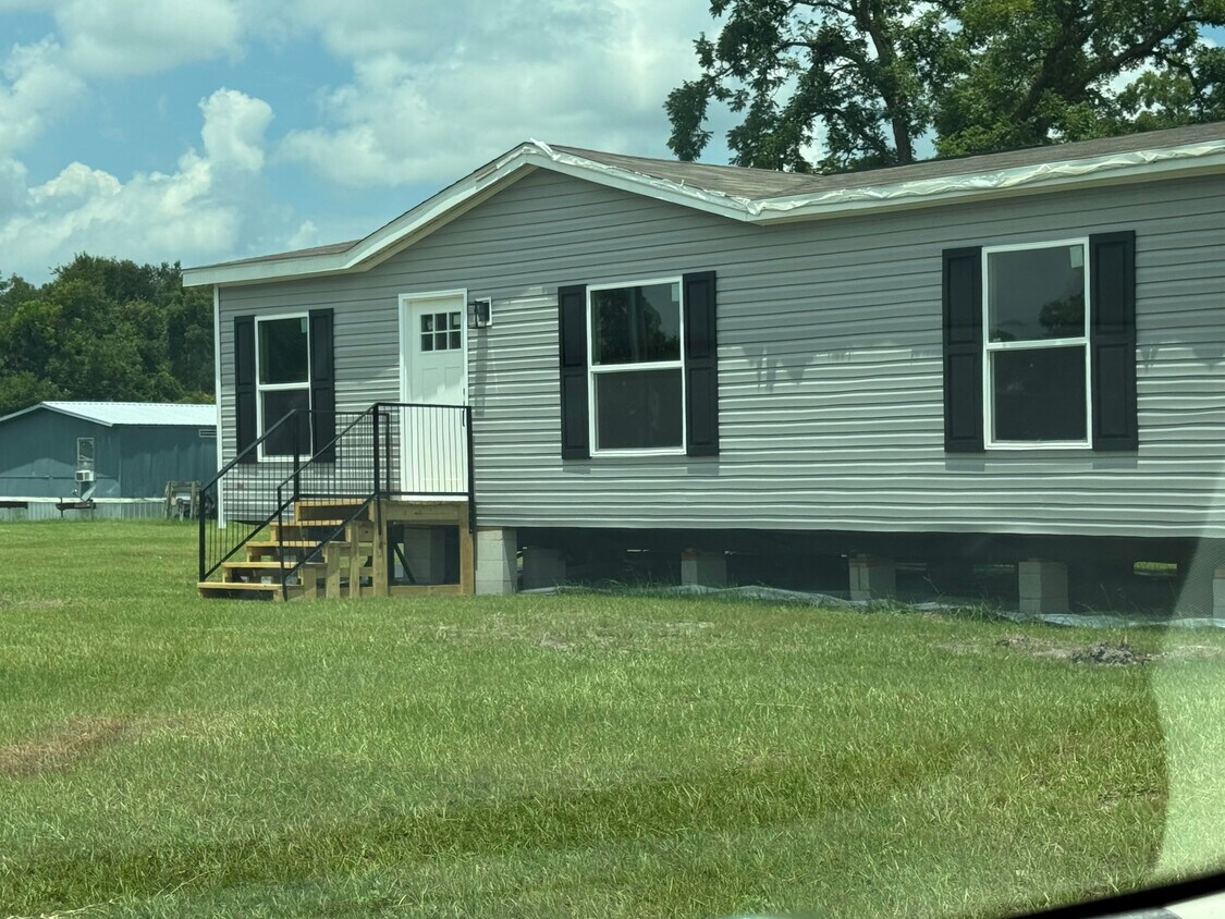 Foto principal - Three Oaks Main Home builders. LLC