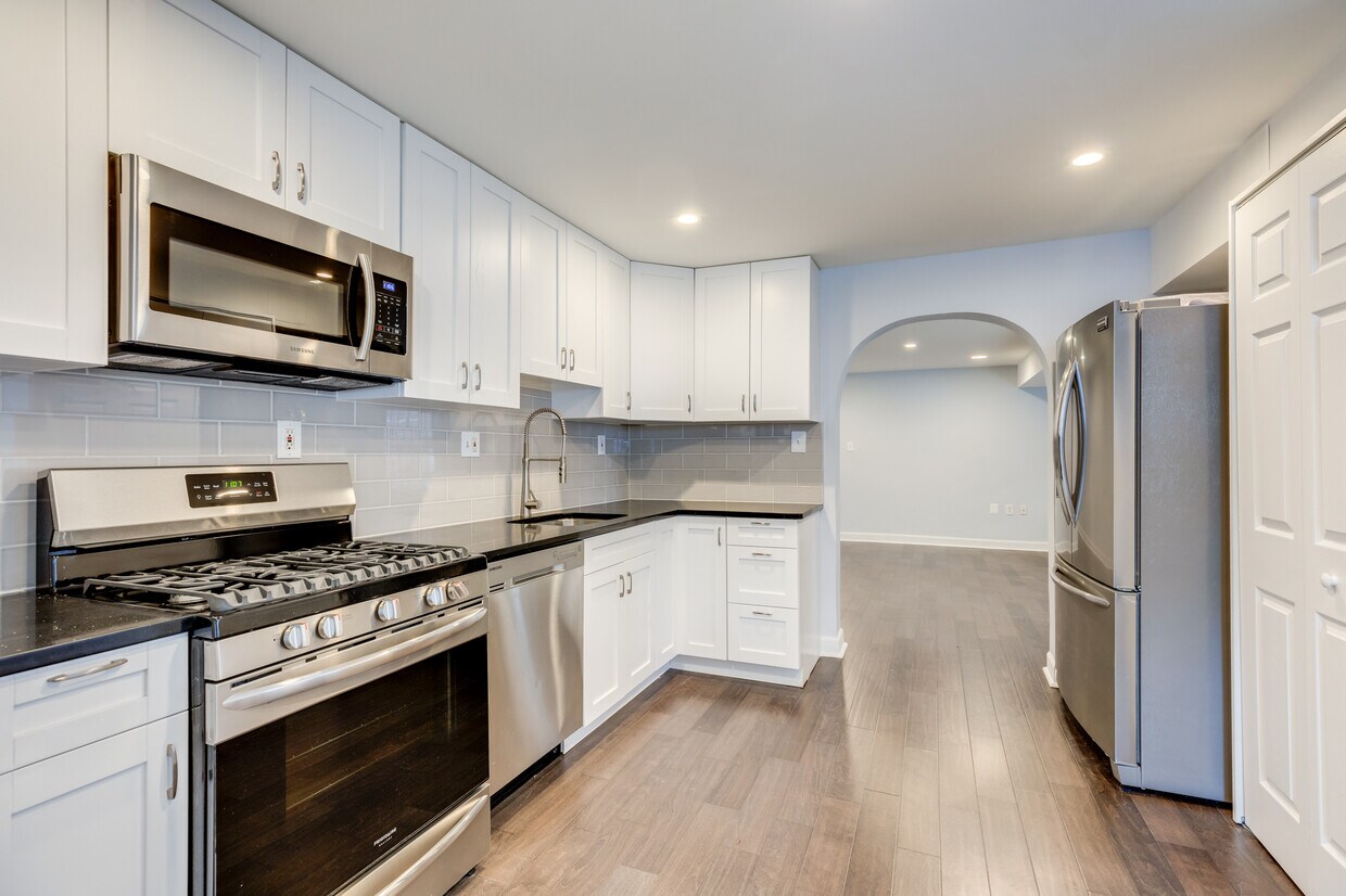 Foto principal - 1519 Park Rd NW