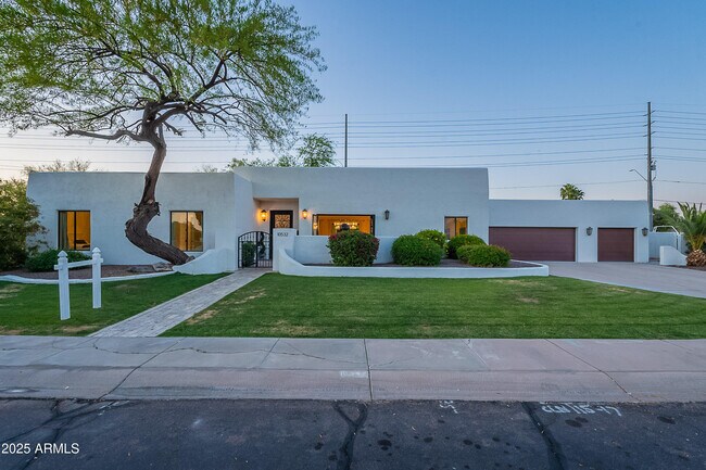 Foto del edificio - 10532 N 79th St
