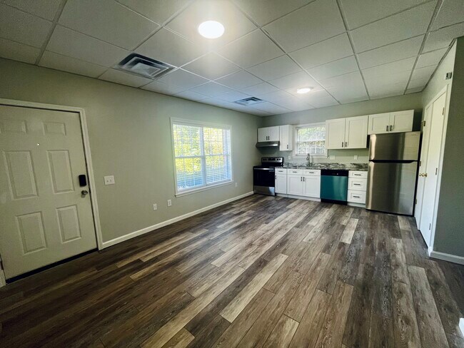 Foto del edificio - Dunhill Townhouses