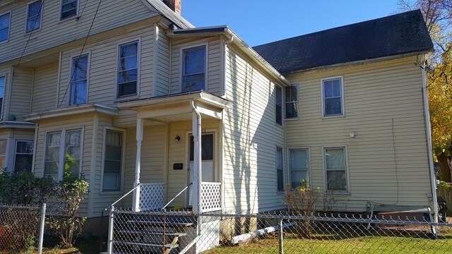 Primary Photo - 450 Maple Ave