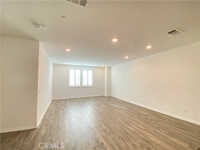 Building Photo - 15964 Lasselle St