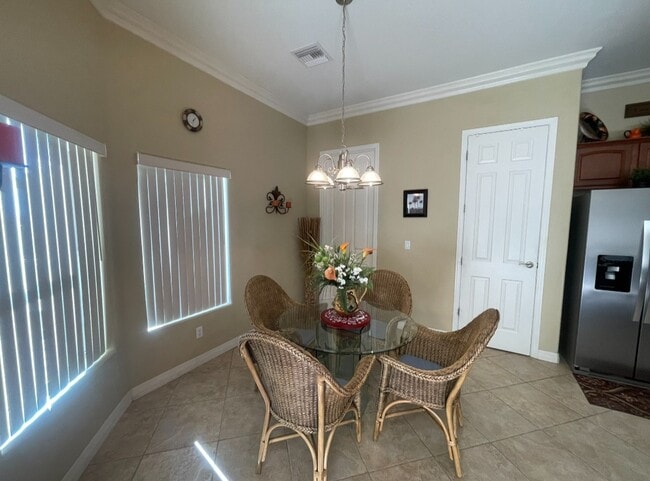 Building Photo - 1961 E Lipan Blvd