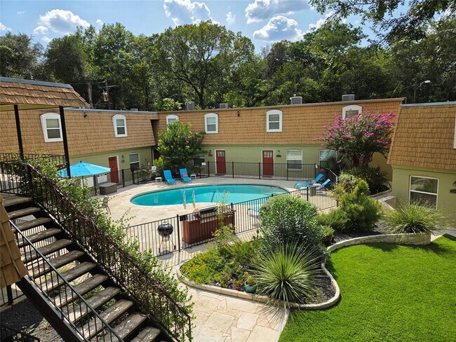 Foto del edificio - 1500 East Side Dr
