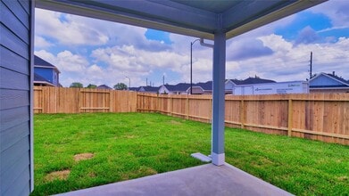 Building Photo - 31310 Spotted Saddle Hollow