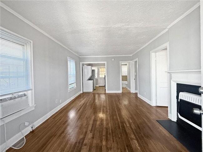 Foto del edificio - 109 Vine St SW