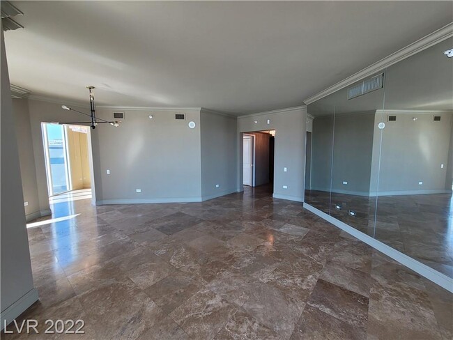 Foto del edificio - 2877 Paradise Rd
