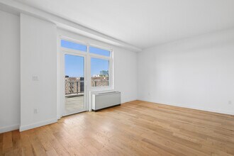 Interior Photo - The Vitagraph