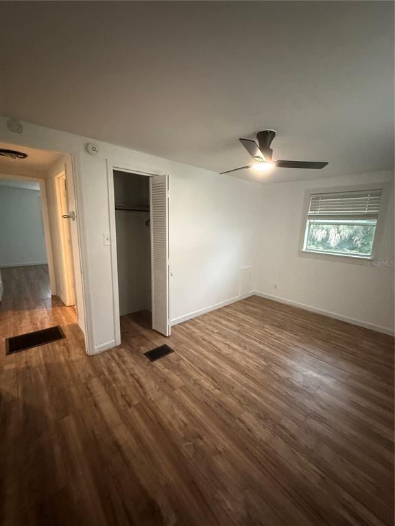 Foto del edificio - 3823 N Garrison St
