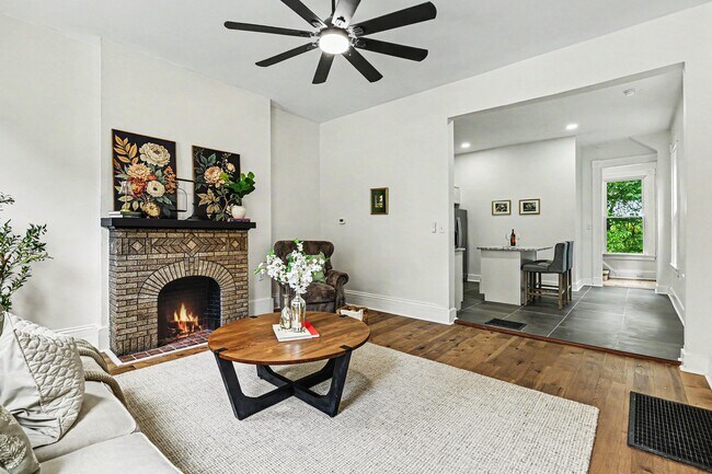 Foto del edificio - 818 Crescent Ave