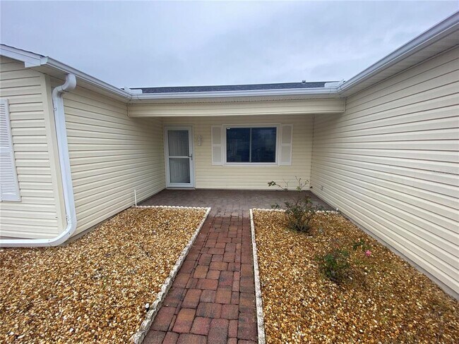 Building Photo - 333 Juarez Way