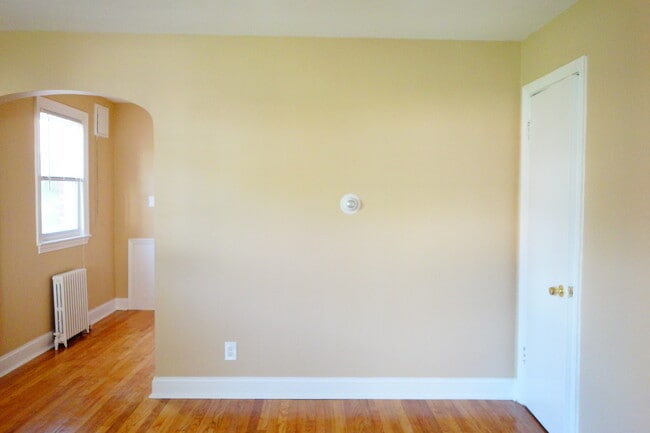 Building Photo - 8105 Greenwood Ave