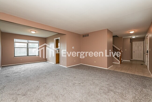 Foto del edificio - 8789 Trowbridge Way