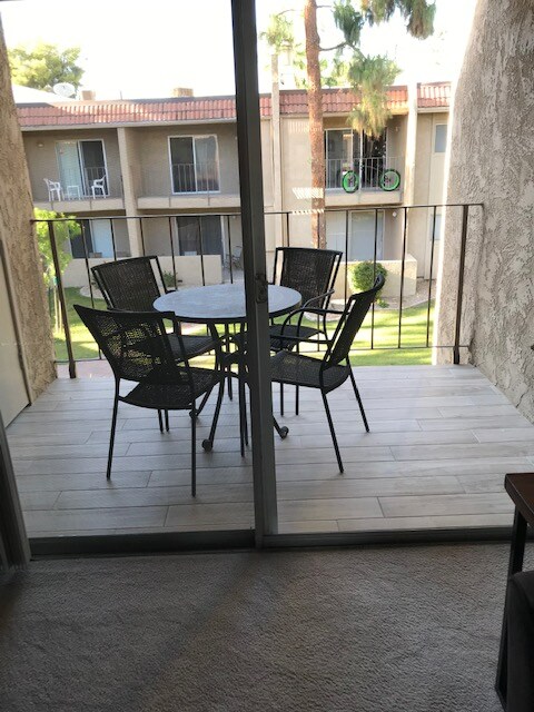 Foto del edificio - 7436 E Chaparral Rd