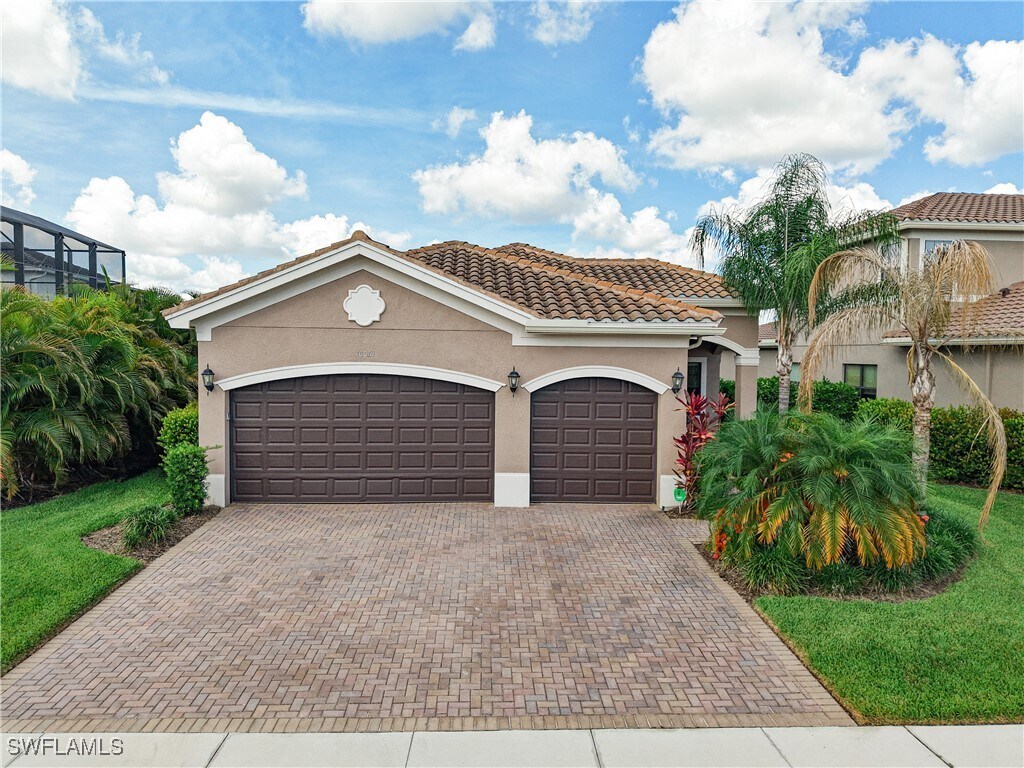 Foto principal - 10051 Spice Bush Ln