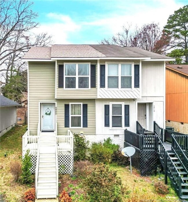 Building Photo - 5942 Laguna Dr