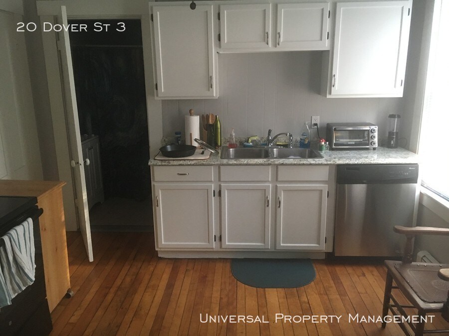 20 Dover St, Dover, NH 03820 House Rental in Dover, NH