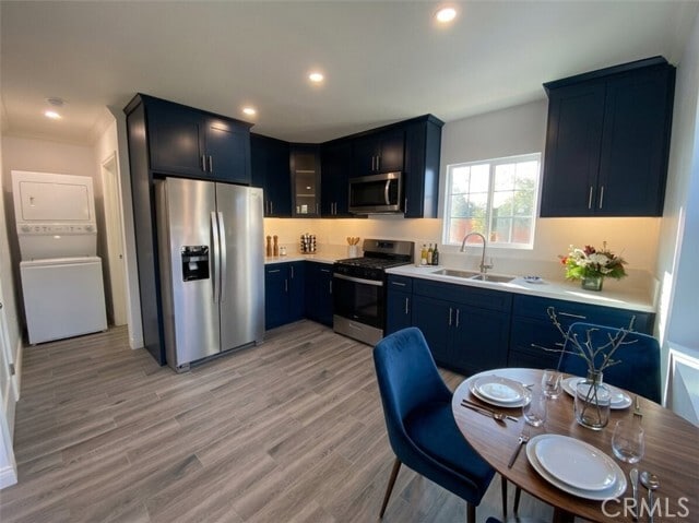 Foto del edificio - 1004 W Hollyvale St