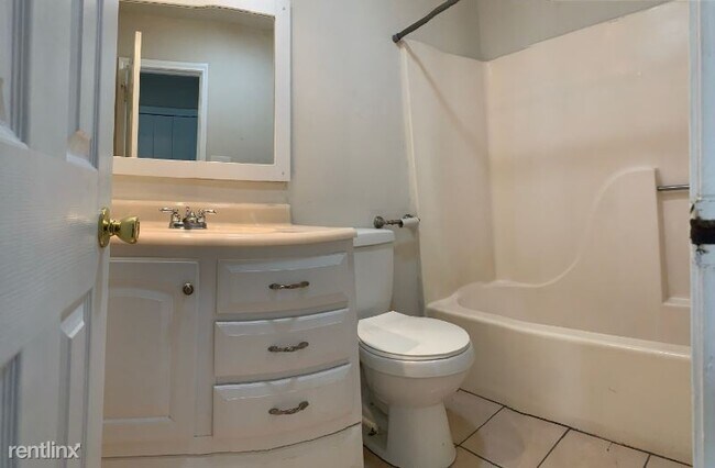 Foto del edificio - 40468 W Hernandez Ave