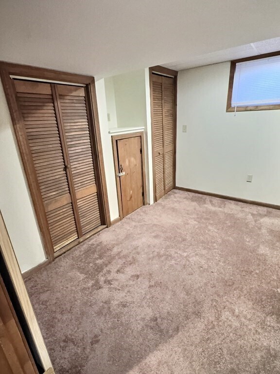 Foto del edificio - 55 Pine Tree Ln
