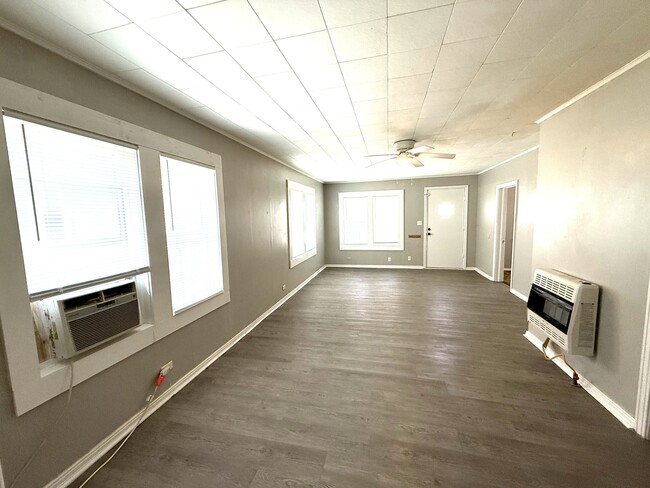 Foto del edificio - 226 12th Ave NW