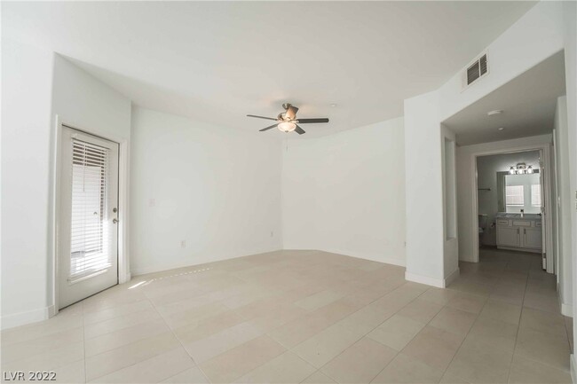 Building Photo - 833 Aspen Peak Loop