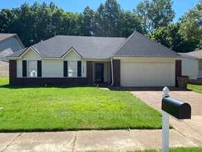 Building Photo - 4444 Longtree Cove
