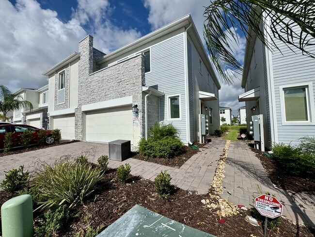 Building Photo - 336 Nine Iron Dr