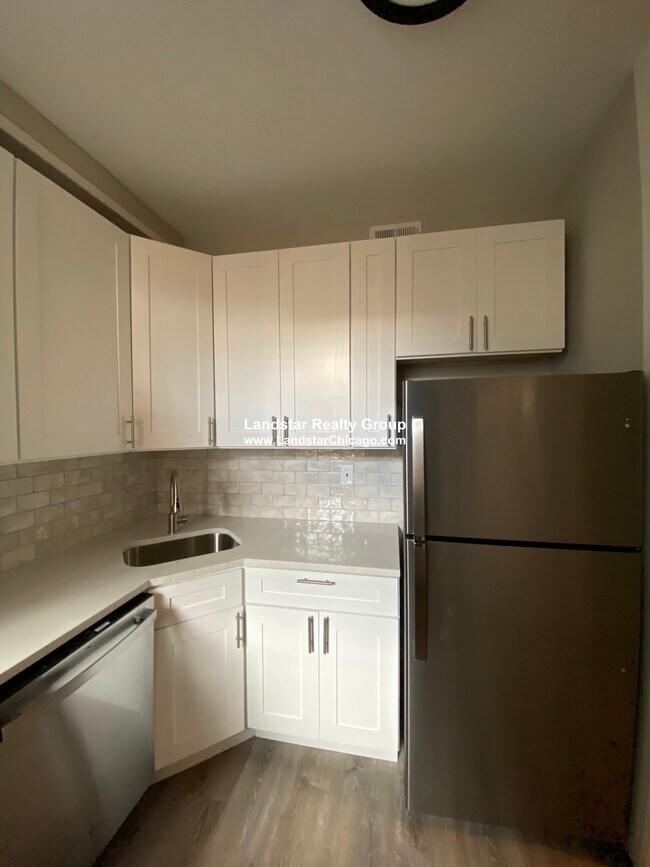 Foto del edificio - 6521 N Newgard Ave