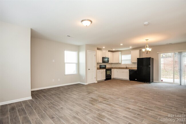 Foto del edificio - 948 Joselynn Drive