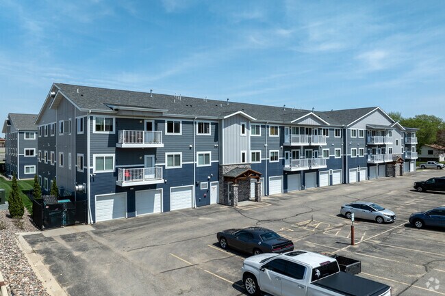 Building Photo - Park Plaza Apartments