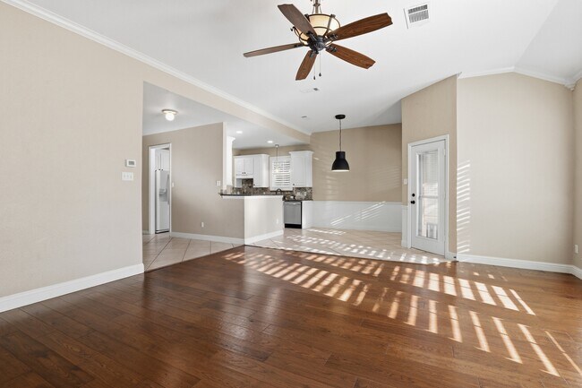 Foto del edificio - 1101 Countryhill Dr