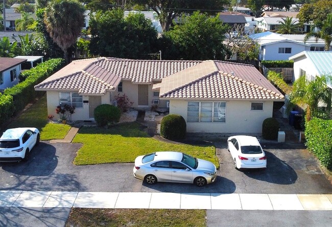 Photo - 2120 NE 56th St Apartment