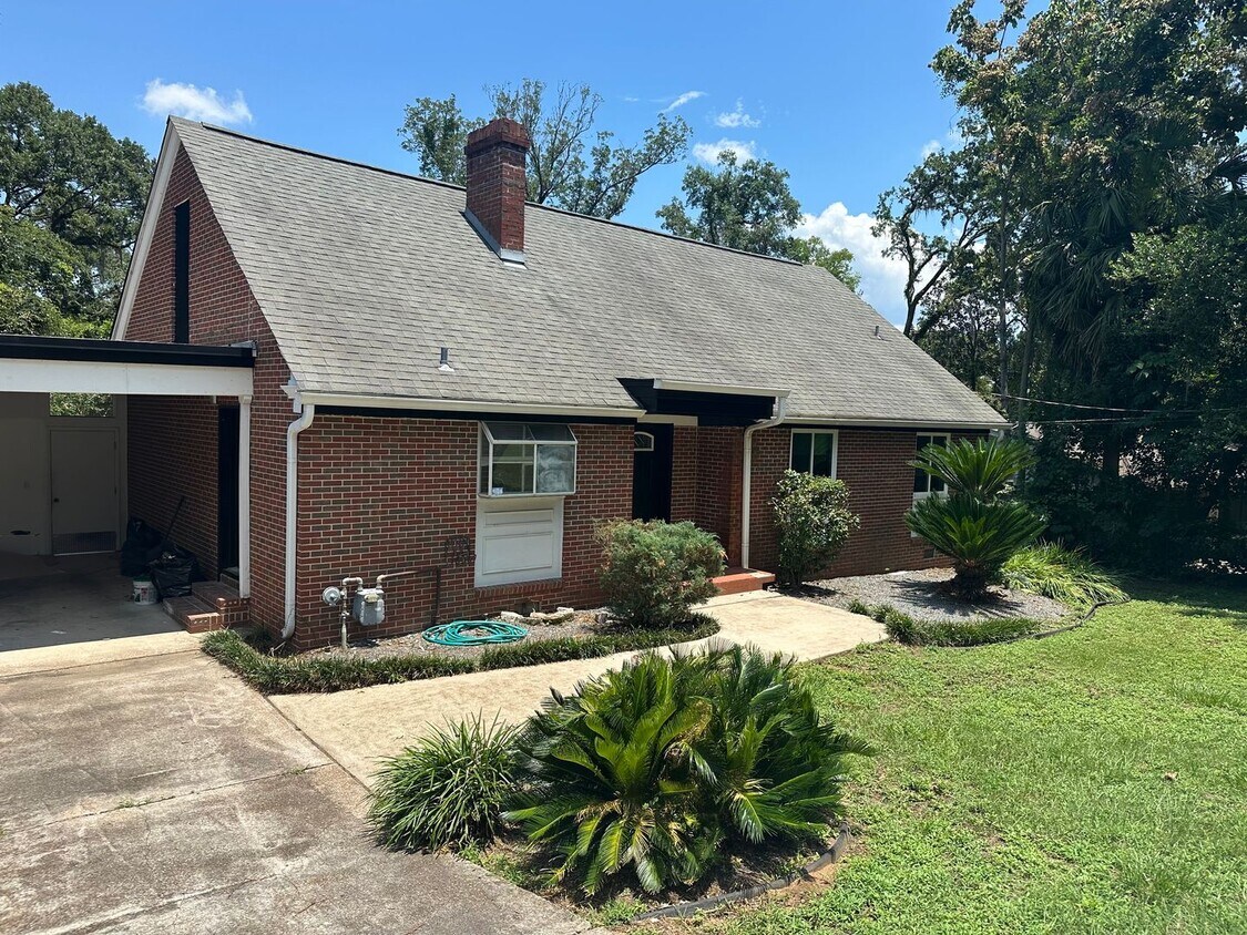 Primary Photo - NEW! 5-Bedroom Home Next to San Luis Missi...