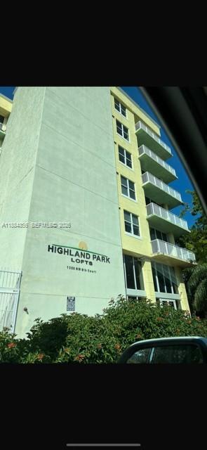 Building Photo - 1350 NW 8th Ct