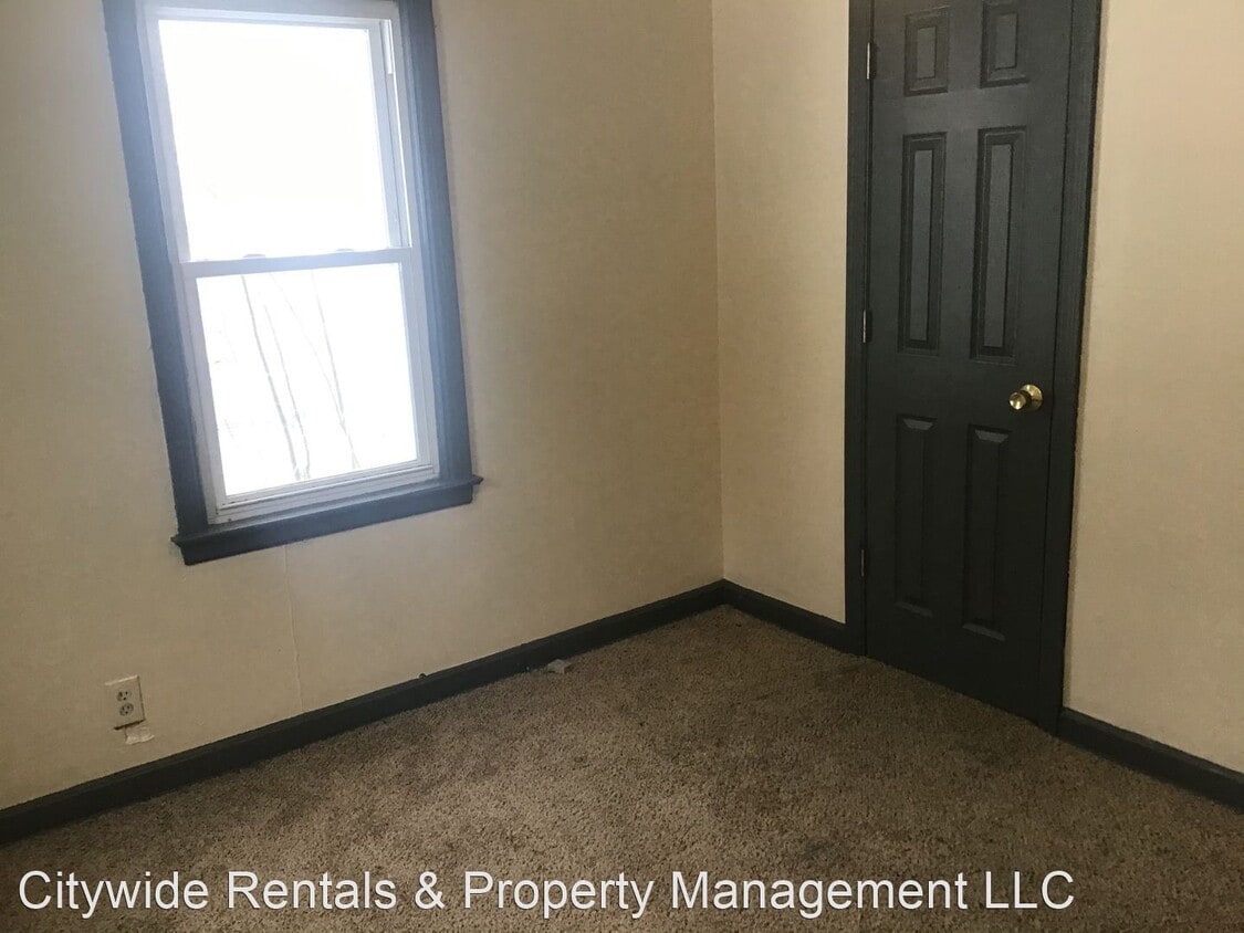 Primary Photo - 3 br, 1 bath House - 3602 N 36th St.