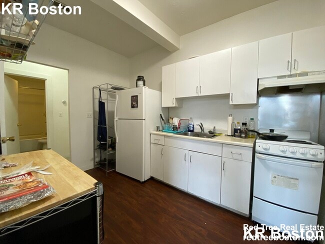 Photo - 243 Harvard Ave Apartment