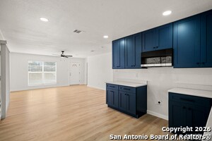 Foto del edificio - 3325 Cliffside Dr