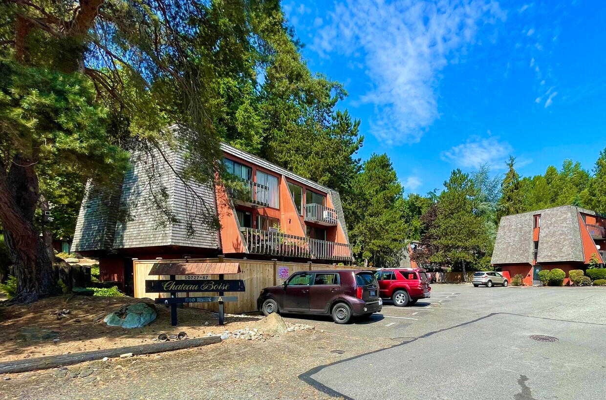 Foto principal - 10733 Burke Ave N