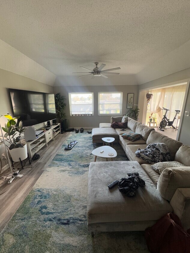 Photo - 604 Cordova Green (Largo, FL)