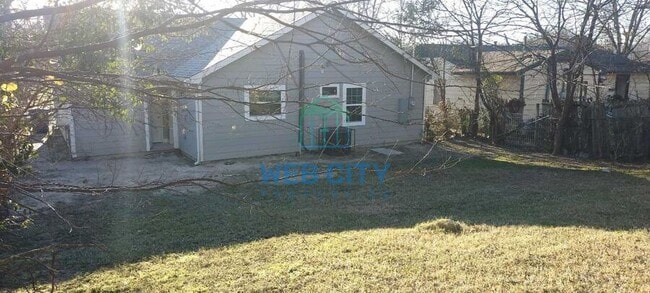Building Photo - 2343 E Pentagon Pkwy