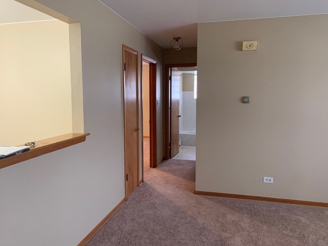 Building Photo - 700 Kungs Way