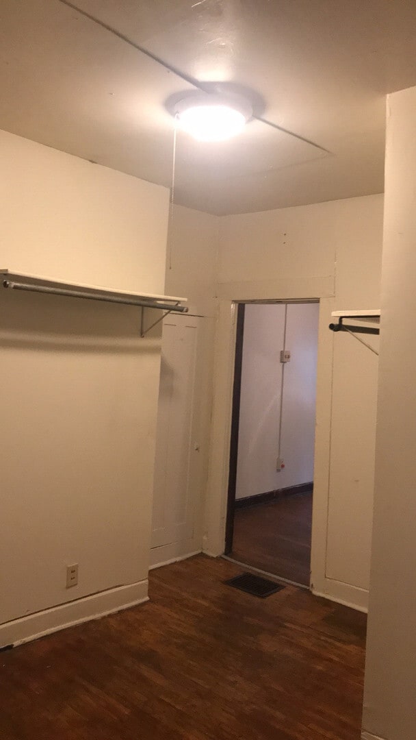 Building Photo - Available August 2025;   Monthly rent $995