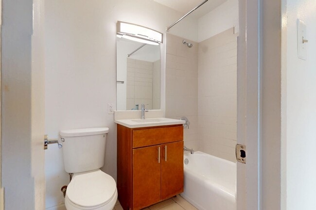Interior Photo - Dorchester