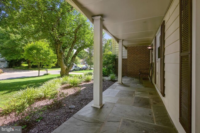 Foto del edificio - 12904 N Commons Way