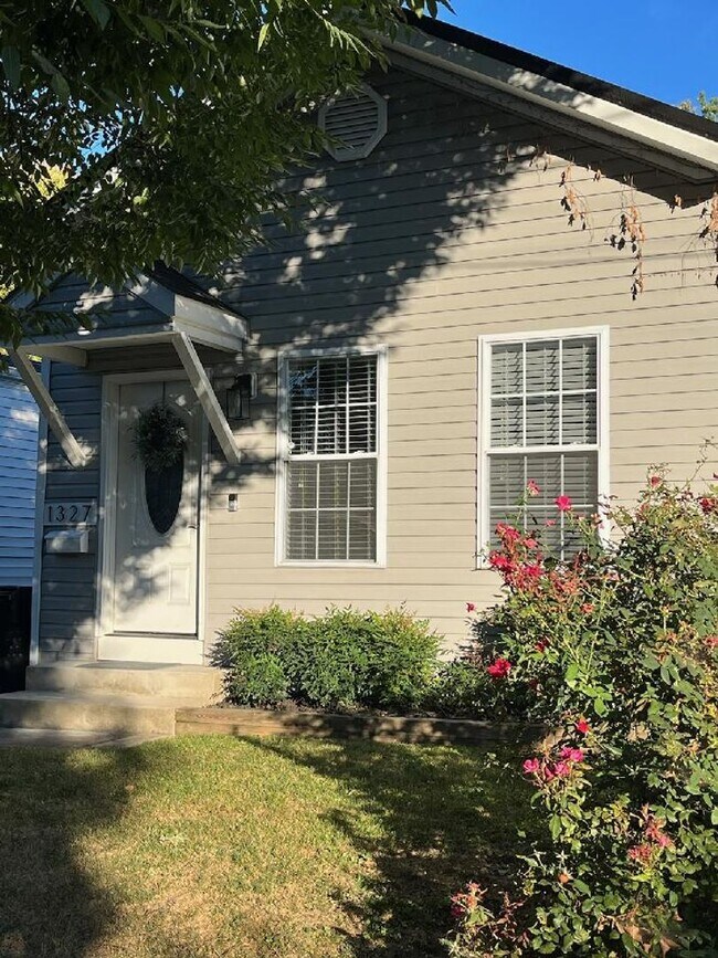 Photo - Beautifully Renovated Two Bedroom Highlands Home