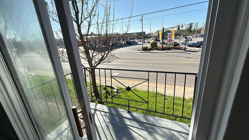 Photo - 13420 Euclid Ave (East Cleveland, OH)