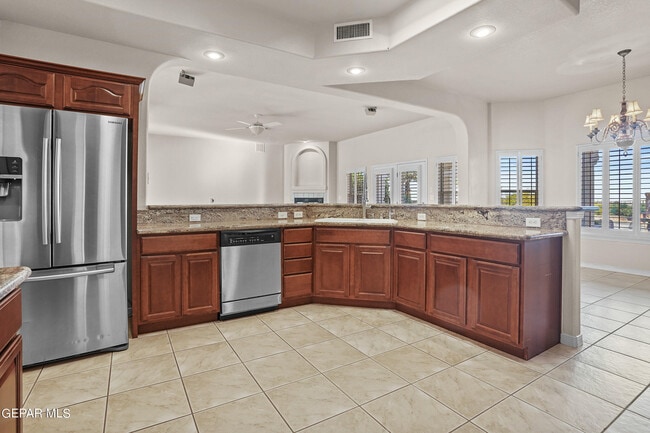 Building Photo - 1123 Calle Parque Dr